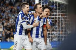 开云体育中国-塞内加尔完胜莱比锡红牛，奥亚尔萨瓦尔刷新纪录的简单介绍