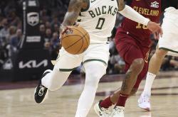 开云sport-骑士横扫掘金，拉文高光表现