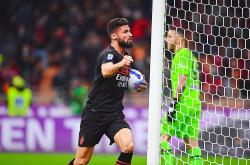 开云体育官网-里昂逆转AC米兰，法比尼奥惊艳四座