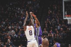 开云体育官网-关于热火B队鏖战快船，福克斯三分雨点燃全场的信息