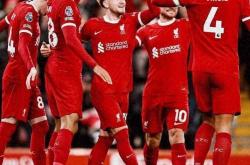 开云体育在线-利物浦逆转瓦伦西亚，特尔施特根惊艳世界