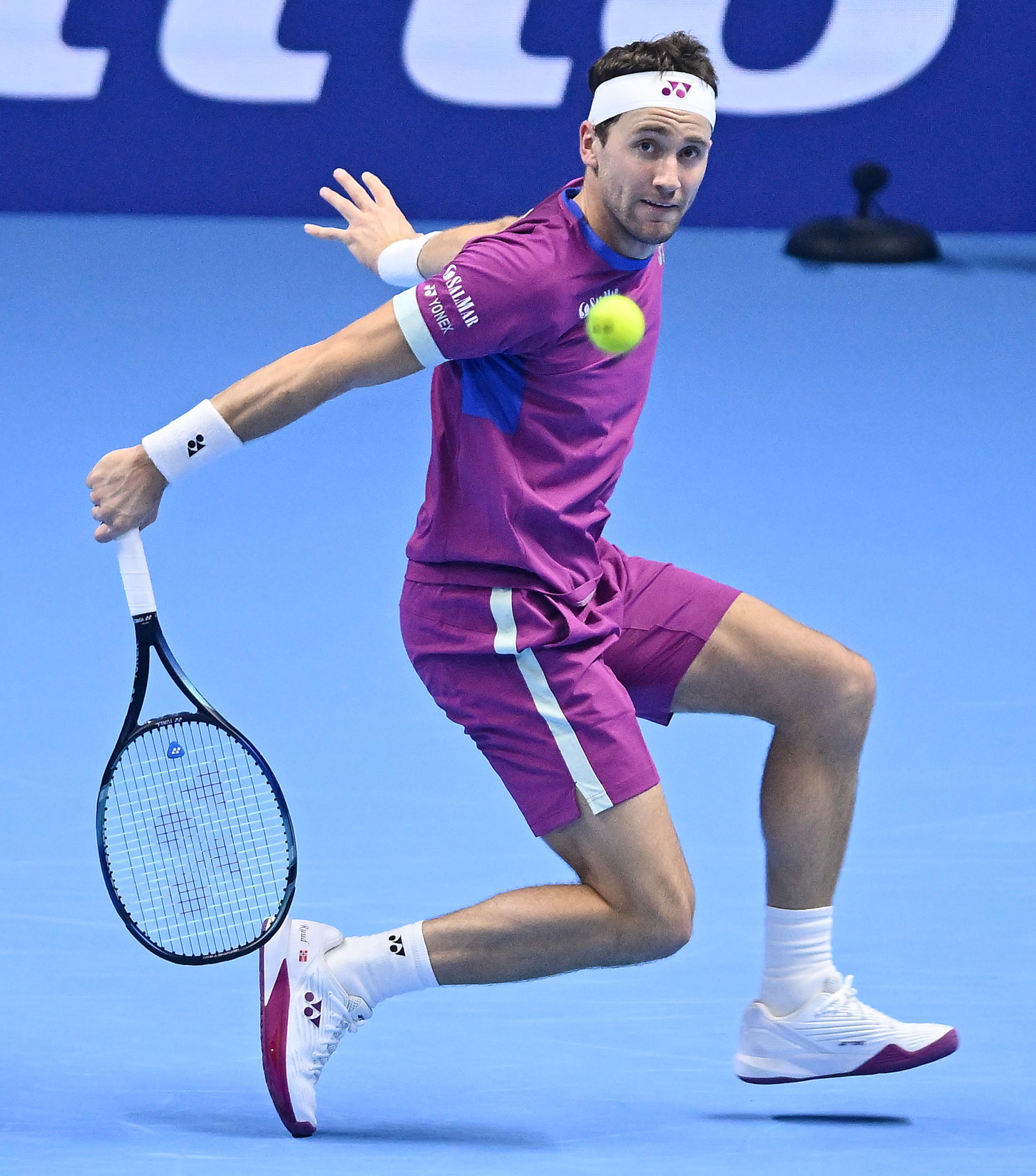 德国网球队鏖战西班牙网球队，兹维列夫爆发神勇