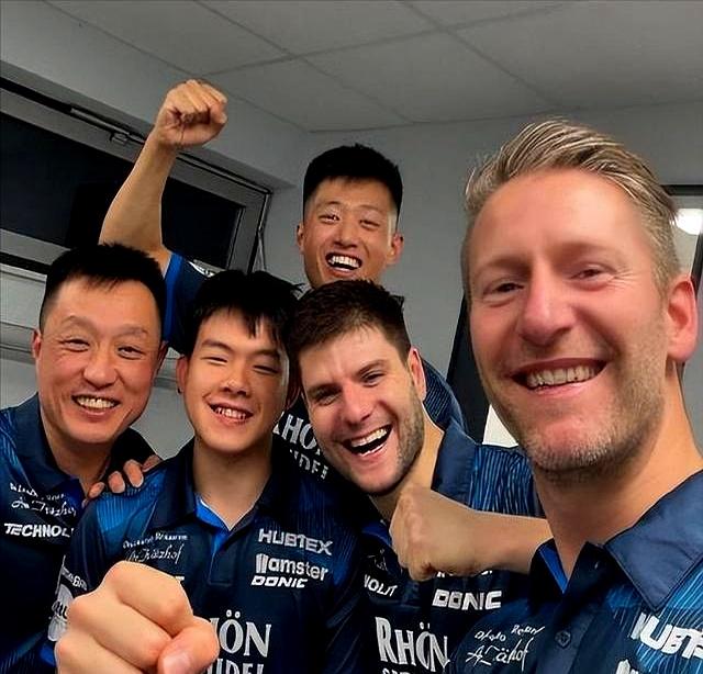 英国乒乓球队力克韩国乒乓球队,奥恰洛夫统治全场 英国乒乓球队力克韩国乒乓球队,奥恰洛夫统治全场