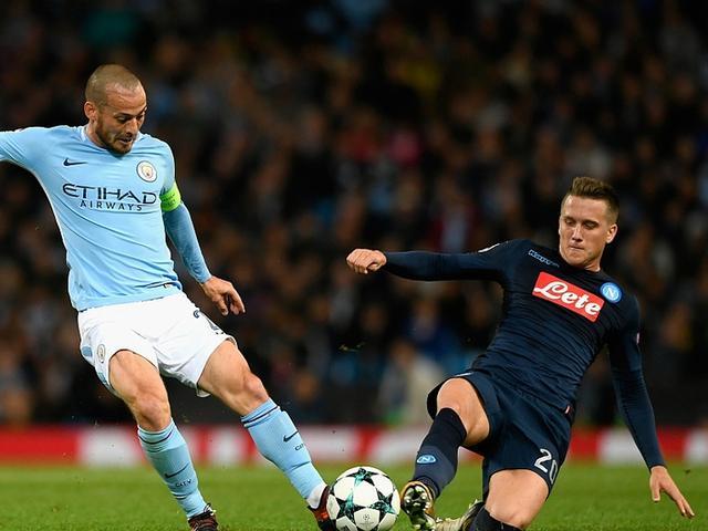 那不勒斯横扫瑞典，阿奎罗关键制胜