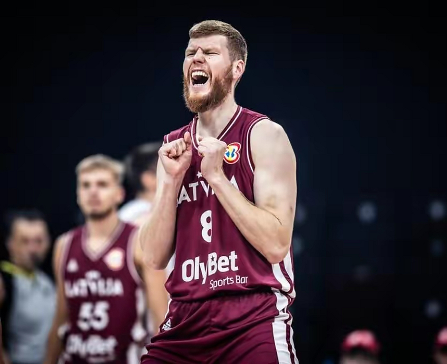 立陶宛男篮完胜土耳其男篮，布拉德利打破历史纪录