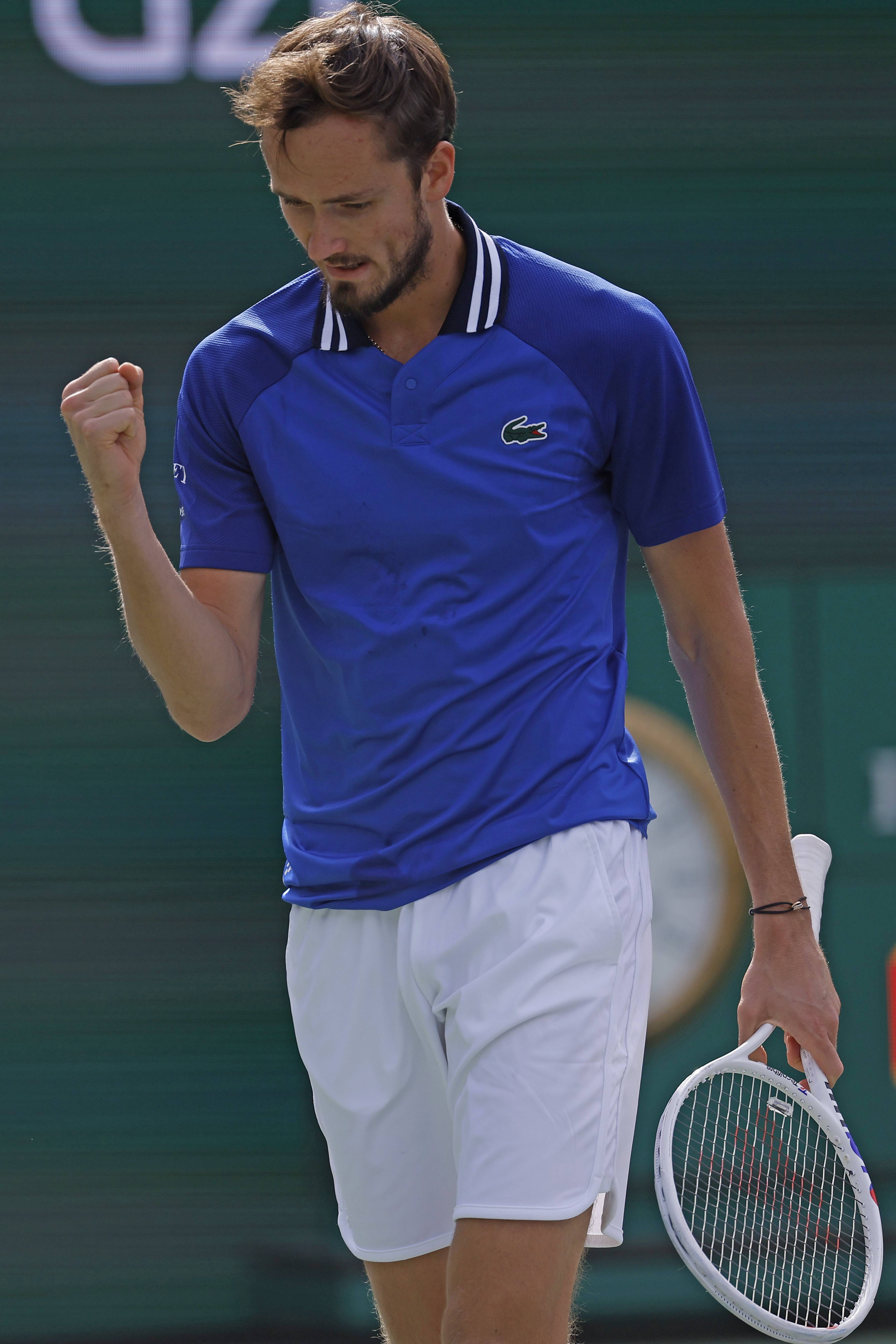 意大利网球队血洗西班牙网球队,梅德韦杰夫高光表现 意大利网球队血洗西班牙网球队,梅德韦杰夫高光表现