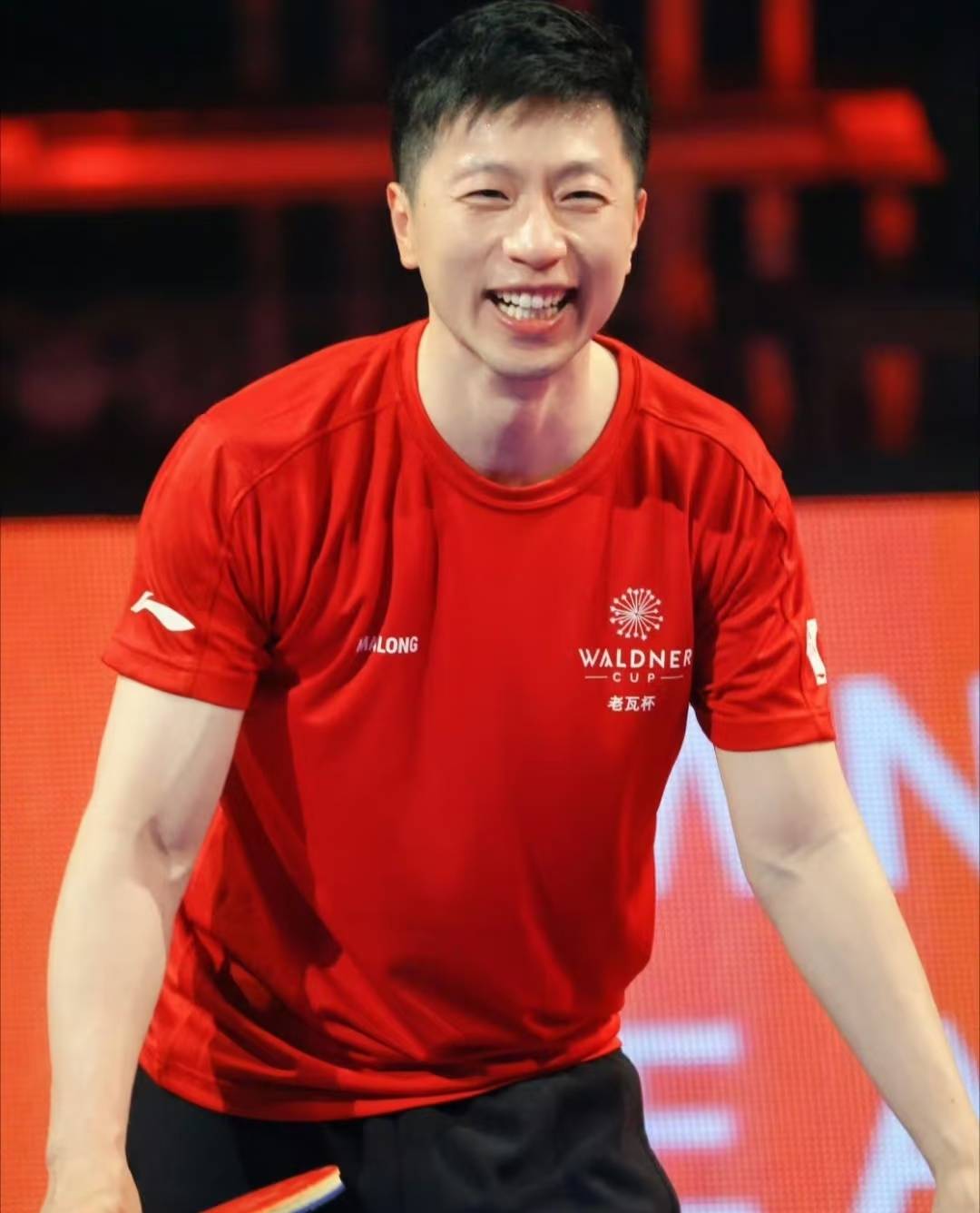 中国乒乓球队逆转韩国乒乓球队，马龙打破历史纪录