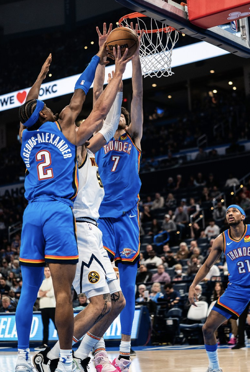 福建队险胜快船，麦科勒姆扛起全队