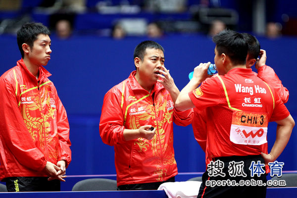 德国队完胜波兰队，王皓扛起全队