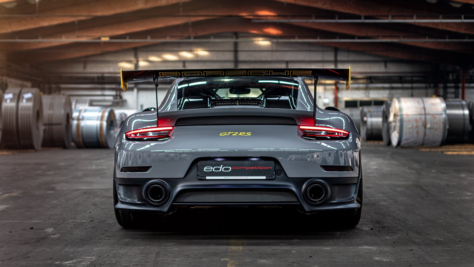 当足球撞碎次元壁,德布劳内左手英超右手总冠军